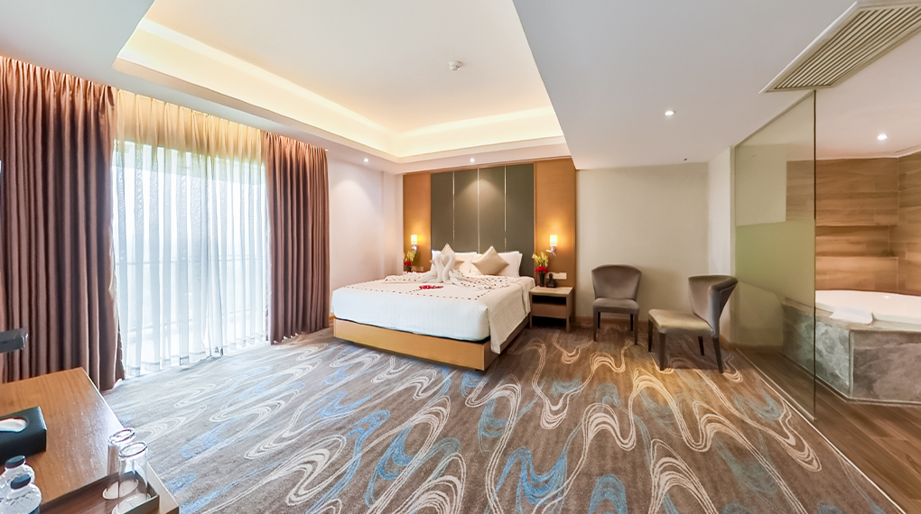 Honeymoon Suite